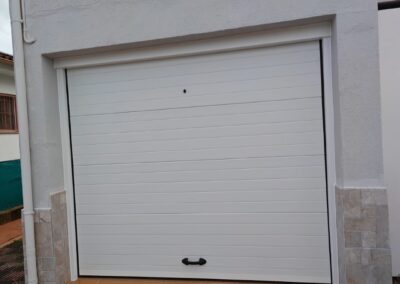 Puerta garaje seccional Caldes de Malavella
