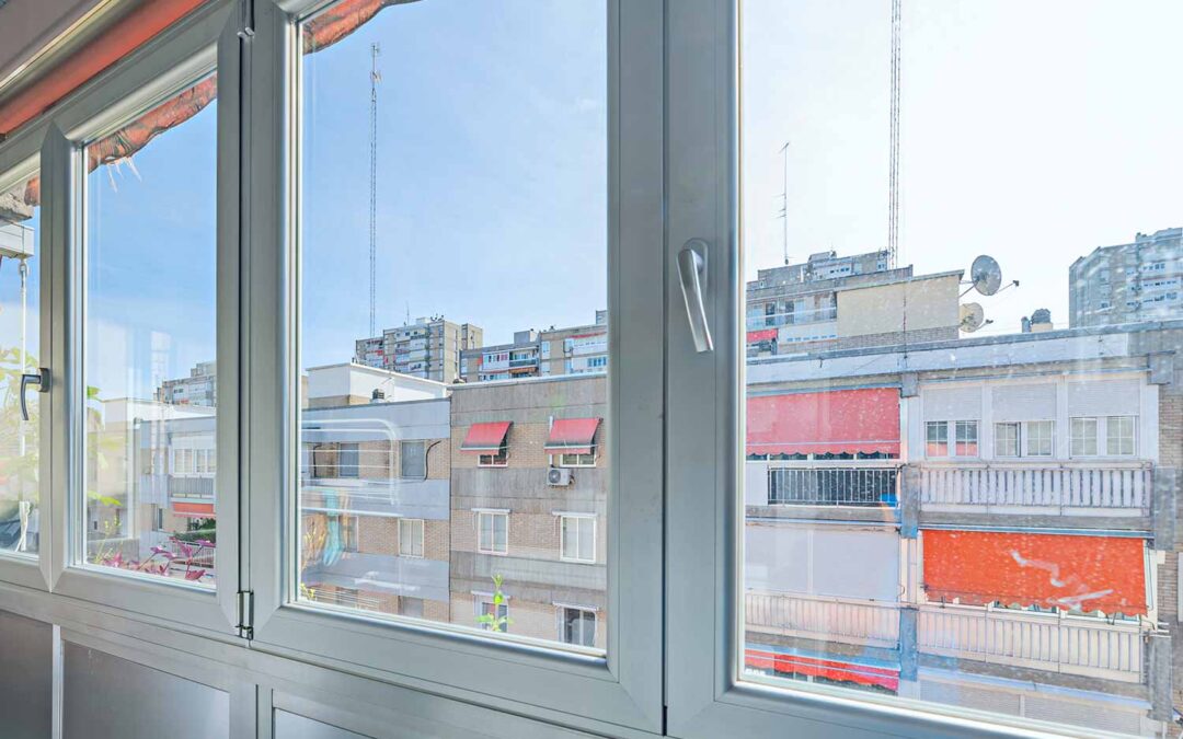 puente-termico-en-ventanas-mejora-la-eficiencia-energetica-de-tu-hogar