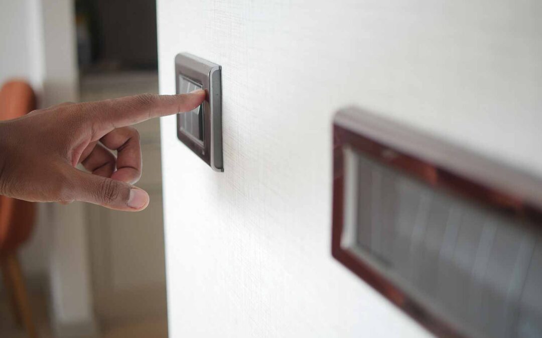 Persianas motorizadas: tipos, precios y cuándo merece la pena adaptar la tuya en casa